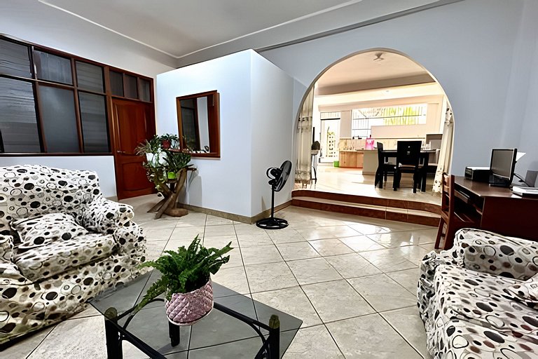 Vive a 5min del centro 3HAB con A/C Cochera Jardín