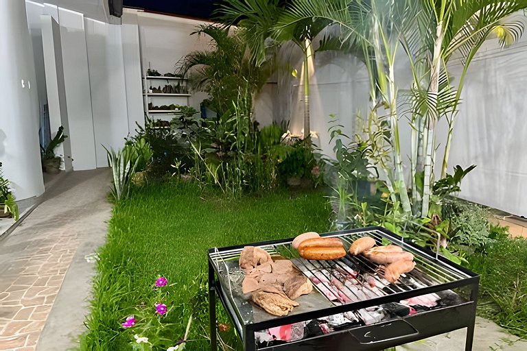 Vive a 5Min del centro 3HAB con A/C Cochera Privad