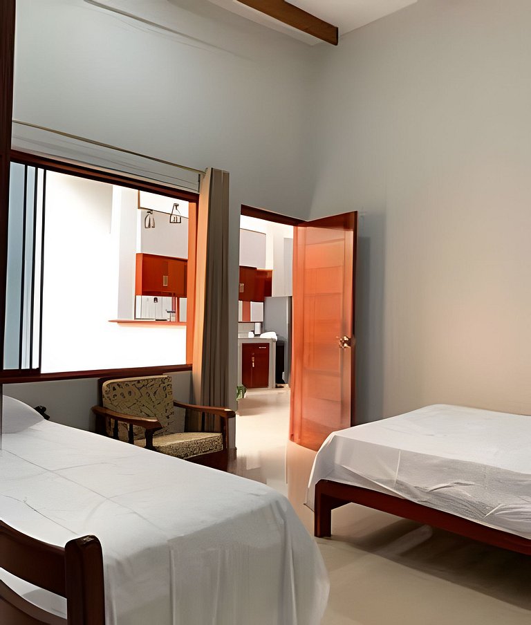 Casa a 5min centro 3HAB con A/C & Precioso Jardín