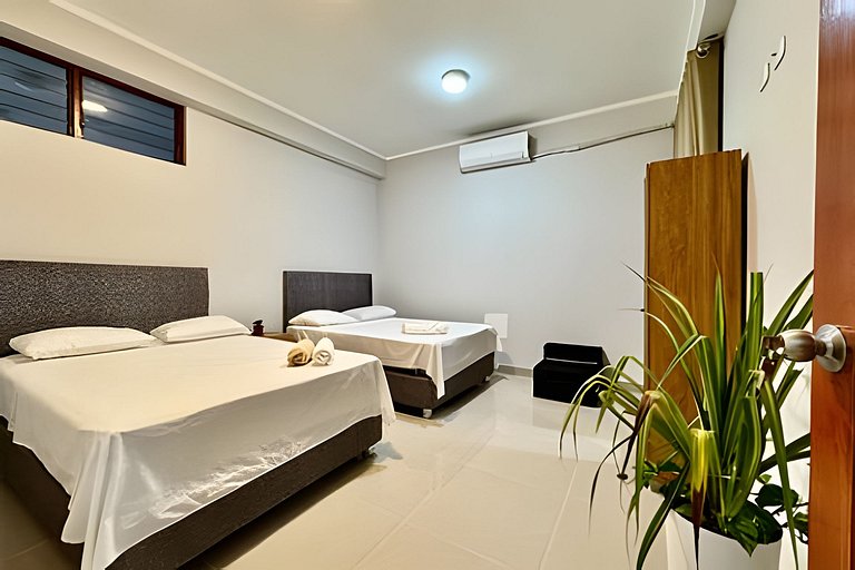 Vive a 5min centro 2HAB con A/C Moderno y Amplio