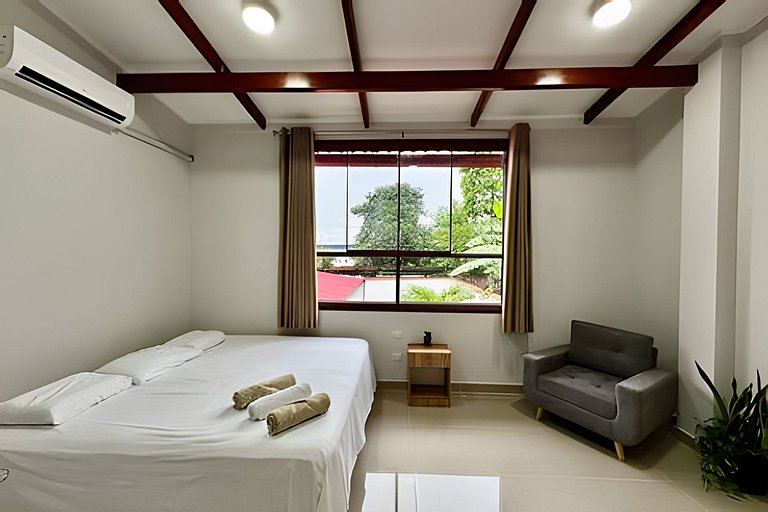 Vive a 5min centro 2HAB con A/C Moderno y Amplio