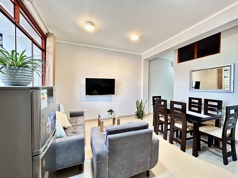 Depa a 5min centro 2HAB con A/C Terraza y Parrilla