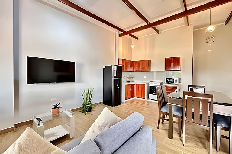 Vive a 5min centro 2HAB con A/C Y Terraza Privada