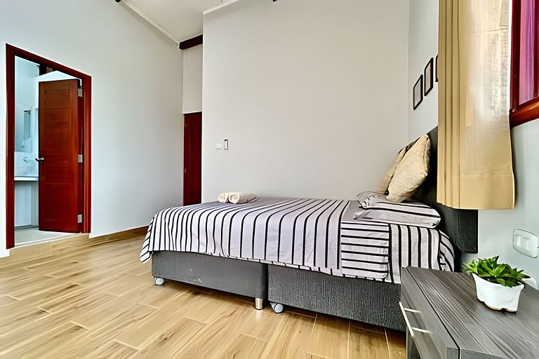 Vive a 5min centro 2HAB con A/C Terraza & Parrilla