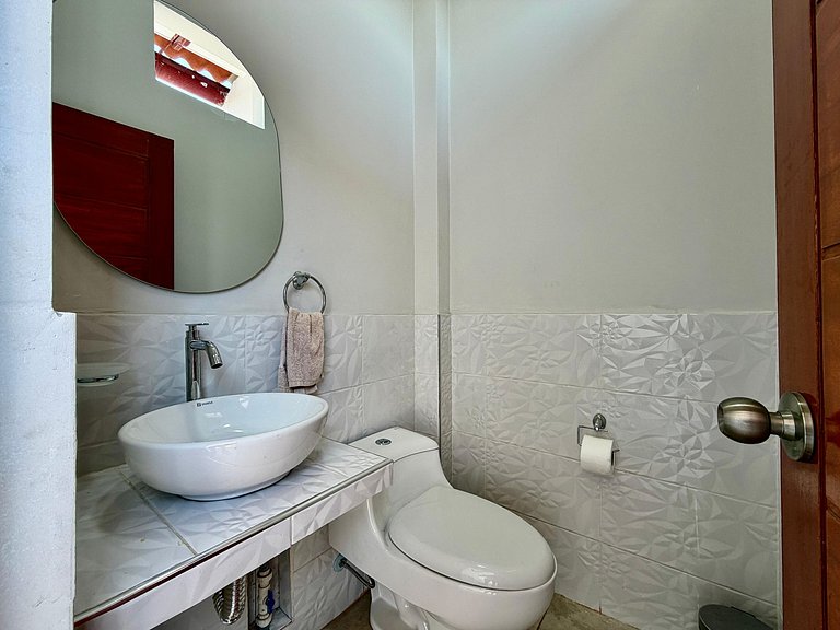 Vive a 5min centro 2HAB con A/C Y Terraza Privada