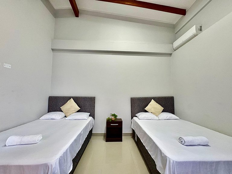 Piscina Privada Casa a 5Min centro 3HAB con A/C
