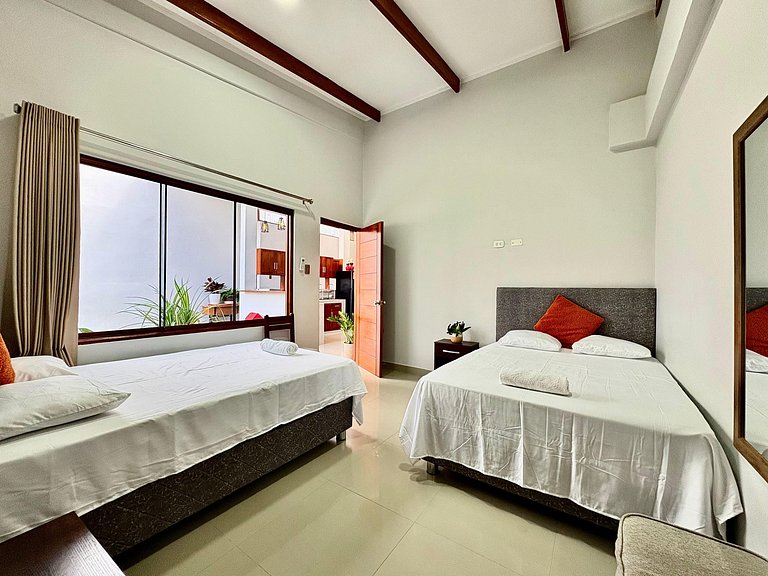 Piscina Privada Casa a 5Min centro 3HAB con A/C